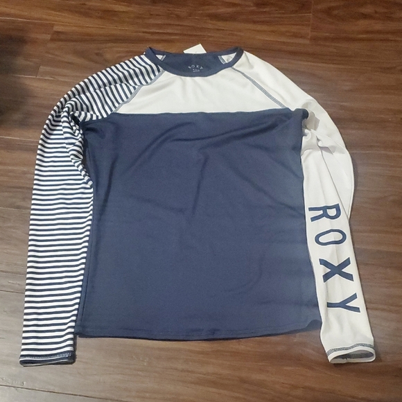 Roxy Tops - Roxy Blue and White Striped Long Sleeve Rash Guard